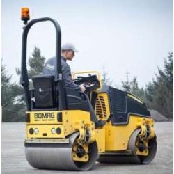 Rouleaux tandem vibrants articulés BW 100 ADM Bomag - 1,7 t à 2 t - moteur Kubota 15 ch