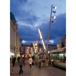 Lampadaire urbain Sara - LED 250W - Acier galvanisé - 9,70 m - Double système d'éclairage croisé