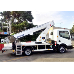 Nacelle sur Camion SCORPION 2013  Alpes   disponible en achat neuf et en location de courte à longue durée