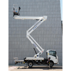 Nacelle Camion SNAKE 2413 PLUS  Alpes et alentours -  disponible en achat neuf et en location de courte à longue durée