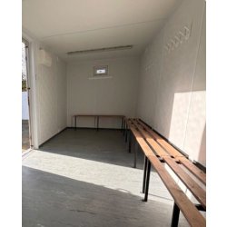 Container vestiaire, douche et sanitaire pour clubs, stades, gymnases ou salles multisports : une solution rapide, fonctionnelle et sur mesure