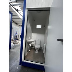 Bloc sanitaire module 5 pieds - WC avec équipements électriques et sanitaires complets