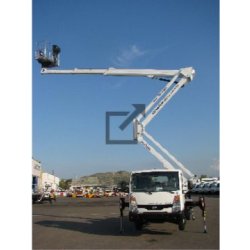 Snake 2010 h plus sur nissan  oil & steel france - 202103 http://www.Oilsteel.Com/web/oil/home	 oil & steel france camion nacelle - oil & steel france - 20m