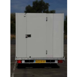 Chambre froide 17 m3 sur remorque - température positive - 220V avec double groupe frigorifique