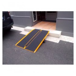 Rampes d'accès amovibles Shop Ramp - fibre de verre renforcée - capacité 300 kg - pour ERP