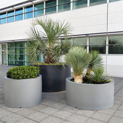 Jardinière entièrement recyclable - ZETA - Polyéthylène rotomoulé, 21 coloris, jusqu'à 2400L
