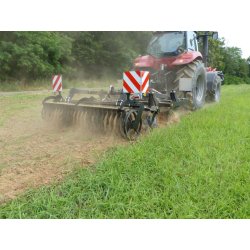 Déchaumeur à dents Bearcub - Quivogne - largeur 3 et 3,5 m - 10 ou 12 dents - adapté jusqu'à 150 CV