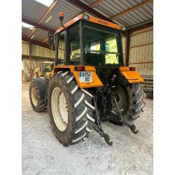 Tracteur agricole Renault Temis 610 X – 110 ch – 2005