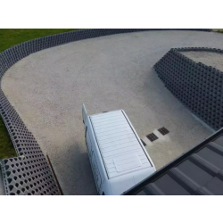 Bloc béton végétalisable coloré dans la masse par pigments minéraux - BETOFLOR - Pomel Beton