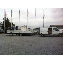 Remorque plateau - Humbaur HT 256124 - 2 essieux, roues dessous, ridelles alu