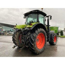Tracteur agricole Claas Axion 800 CIS - 205 ch - Confort, Puissance et Performance