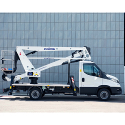 Nacelle Snake 2112  conçue pour les travaux en hauteur jusqu'à 21,2 m en Alpes  - disponible en achat neuf et en location de courte à longue durée