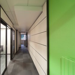 Evajoncia - Cloisons amovibles en aluminium - Isolation acoustique laine de 85 mm - Panneaux décor bois