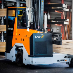 Chariot Multidirectionnel Thermique avec une  Hauteur de levage jusqu'à 7 500 mm   en Isère et Rhône - Alpes  -  disponible en achat neuf et en location de courte à longue durée