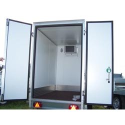 Frigorifiques Cool Trailer - simple ou double essieux - 4 béquilles stabilisatrices