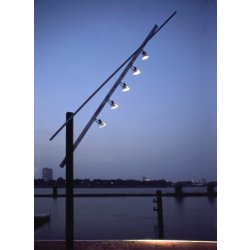 Lampadaire urbain Latina - LED 72W - Acier galvanisé - 15 m - Design inspiré des grues portuaires