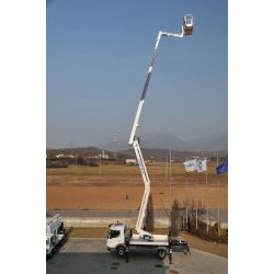 Zed 26 JH - Camion nacelle 26 m avec double pantographe, bras télescopique et jib - CTE