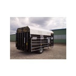 R450 - Bétaillère simple essieu robuste - 4,50m - PTAC 5500 kg - pour 6 à 7 bovins