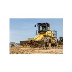 Compacteur de sol intelligent BOMAG BC 473 EB-3 - Poids 25 700 kg - Performance 227 kW - Niveau d'émissions Stage IIIa/TIER3