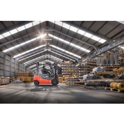 Toyota Traigo 80 - Chariot élévateur 4 roues - 2500 kg - Hauteur de levée jusqu'à 6540 mm - Batterie 80V 700Ah