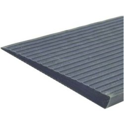 Rampe en caoutchouc adhésive - Hauteur 48 mm, Profondeur 250 mm, Largeur 900 mm - Référence AXS023