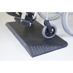 Rampe de seuil en caoutchouc modulable, antidérapante jusqu'à 1000kg de charge pour petite marche et seuil de porte - t120064