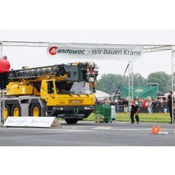 Grue automotrice GMK3060 - Manitowoc Cranes - 50 t de charge maximale - Flèche MEGAFORM à six sections