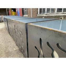 Jardinière géante en acier Corten 1200 x 1200 mm, épaisseur 3 mm - MTCP, création sur mesure pour un futur gîte