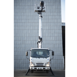 Nacelle sur Camion SCORPION 1490  conçue pour les travaux en hauteur en extérieur en Alpes -  disponible en achat neuf et en location de courte à longue durée