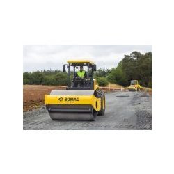 BW 211 D-5 - Rouleau monocylindre Bomag très performant - 10 600 kg - Tier 3