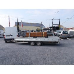 Remorque plateau HUMBAUR HT 255221 GR / HT 305221 GR - 2 essieux, roues dessous, ridelles alu, PTAC 2500 à 3000 kg