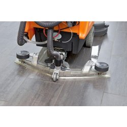 Autolaveuse autotractée rénovée Taski Swingo 1255B - fabrication suisse, batteries et brosses neuves