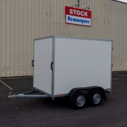 Fourgon - 2m57 x 1m51 x 1m80 2 essieux de 1350kg