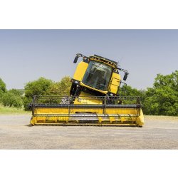 Tc4.90 moissonneuse batteuse - new holland - 5 000l