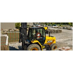940 - Chariot élévateur tout terrain JCB - 4 000 kg - Moteur EcoMAX - Hauteur de levage jusqu'à 6,7 m