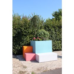 Jardinière avec assise en résine Ultra® - sur mesure, résistante aux UV et aux chocs, intérieur/extérieur