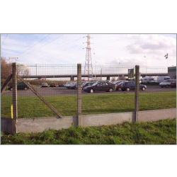 Clôtures grillagées mixtes - poteaux béton et grillage en rouleaux - plaques béton 0.50m ou 0.25m