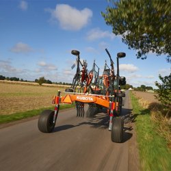 Ra2580 - Andaineur double rotors ProLine Kubota - Largeur de travail 7,00 à 9,00 m
