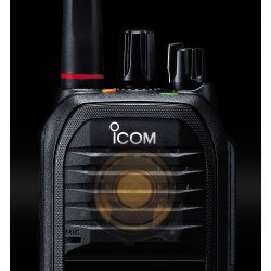 Talkie walkie professionnel hybride LTE/PMR des IP730D