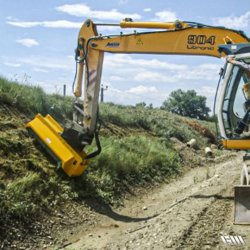 Débroussailleuse pour pelle Série DK - largeur de travail 1300mm à 1900mm - pour pelles de 8 à 25 tonnes - marque GHEDINI ATTACHMENTS