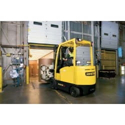 E4.0-5.5XN - Chariot élévateur électrique robuste Hyster - Capacité de charge 4000 à 5500 kg