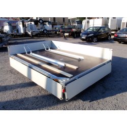 Remorque plateau Humbaur HT 303121 - 2 essieux, roues dessous, ridelles alu, 3000 kg PTAC