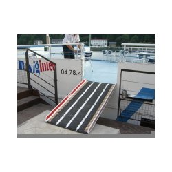 Rampe d'accès pmr mobile en matériaux composite jusqu'à 300kg de charge pour erp, bâtiments du domaine privé, véhicules - t110001