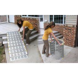 Rampe d'accès enroulable 153 x 76 cm - ROLL a RAMP - pliable avec capacité 450 kg