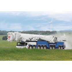 Grue automotrice LTM 11200-9.1 - Liebherr - Capacité de charge max 1200 t - Flèche télescopique jusqu'à 100 m