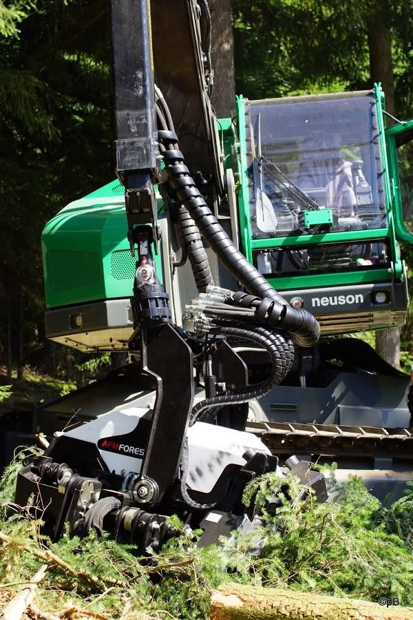 AFM 85 Magnum - Tête d'abattage robuste pour grosses pelles et conditions extrêmes - Largeur max. 2060 mm_3
