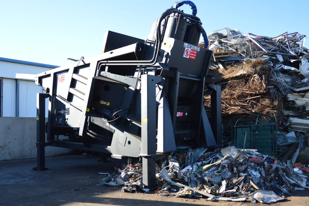 Presse-cisaille verticale autonome et mobile - Jusqu'à 3000T de force de coupe - i.CUT-2000_3