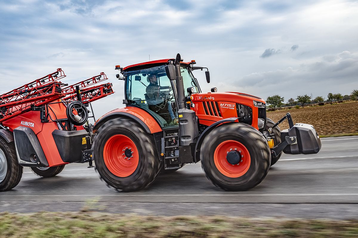 M7003 tracteur agricole - Kubota - moteur V6108 TIEF5 - puissance max avec boost 150 à 175 ch - transmission efficace et cabine spacieuse_3