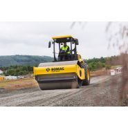 Bw 211 DH-5 - Rouleau monocylindre très impressionnant Bomag - Poids 10 890 kg - Tier 4f - Systèmes de contrôle innovants_3