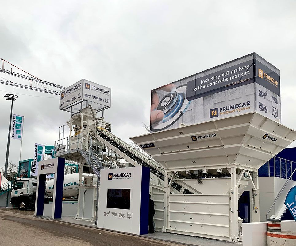 Eba 1250 centrale à béton - Frumecar - 60 m³/h - avec malaxeur à béton double essieu FTS 1875/1250 et cabine de commande climatisée_3